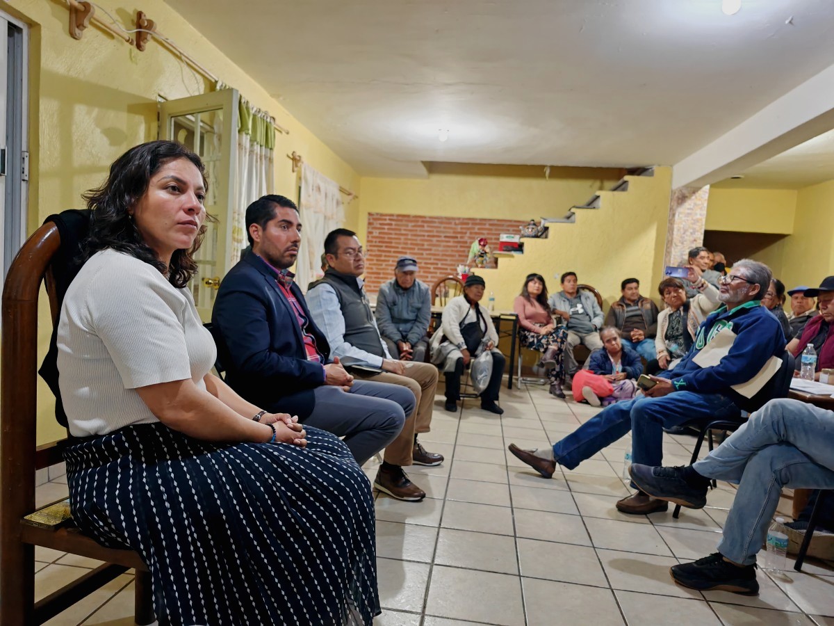 Guadalupe Cuautle en reunión con Comités de la Consulta Indígena de los siete pueblos orginarios de San Andrés Cholula